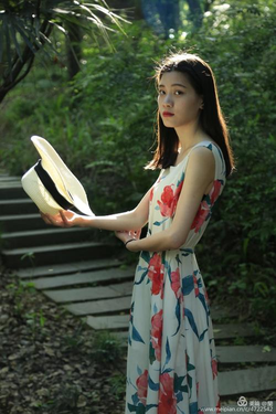 色5月官方下载二维码